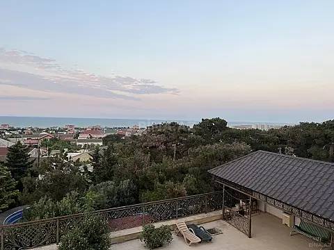 Kirayə verilir həyət evi 280 m²