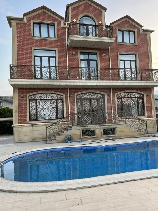 Kirayə verilir həyət evi 280 m²