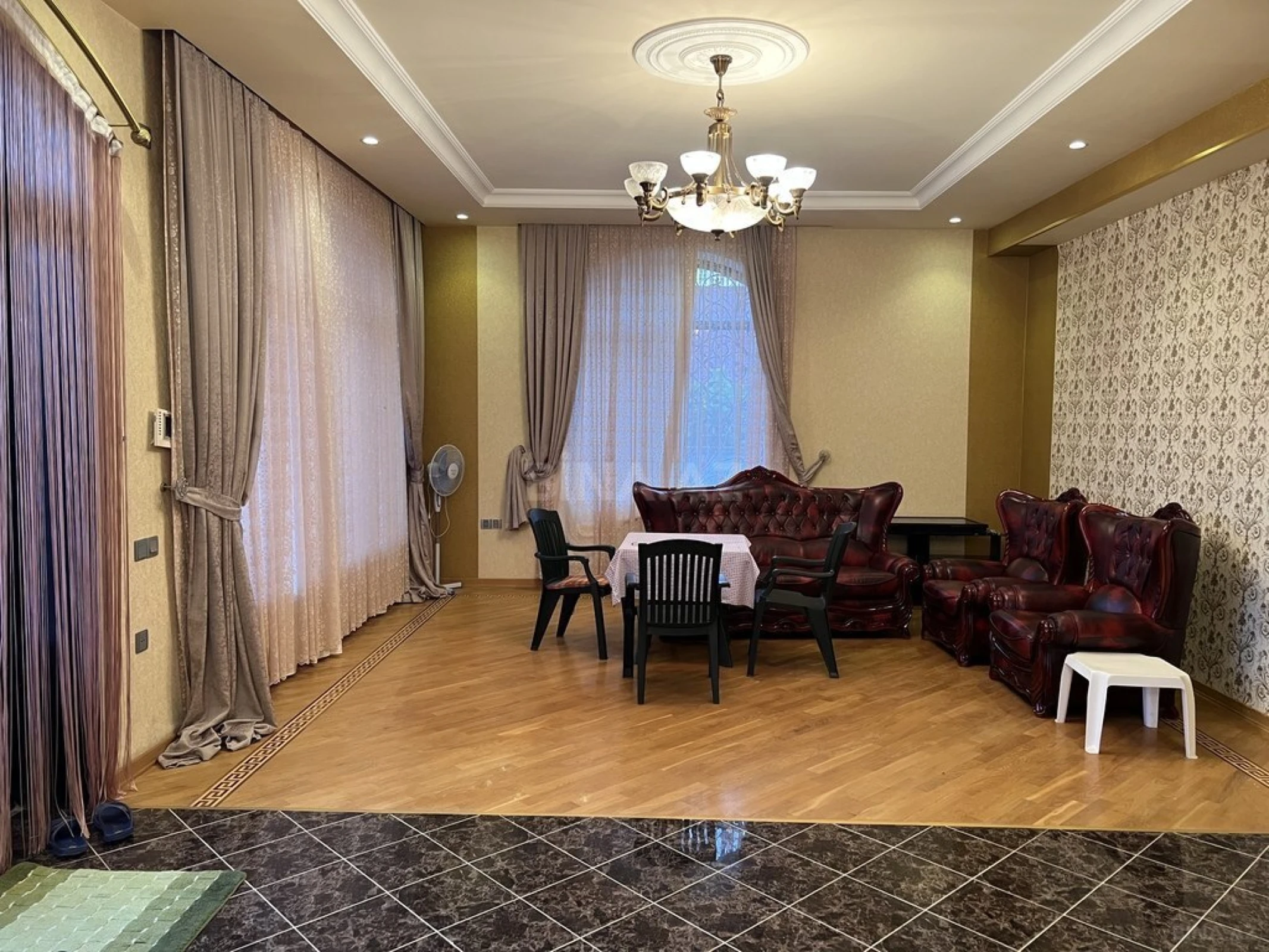 Kirayə verilir həyət evi 280 m²