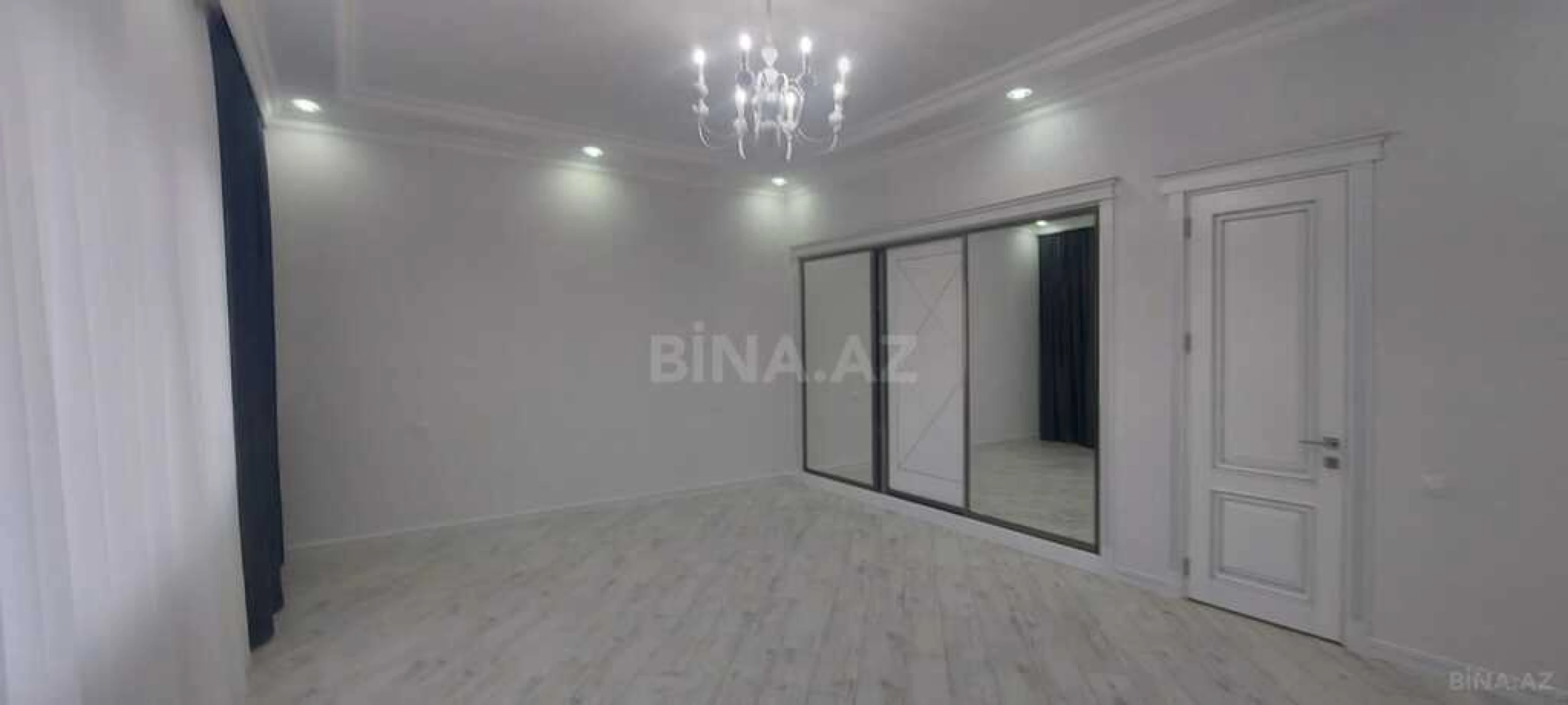 Satılır 7 otaqlı həyət evi 500 m²