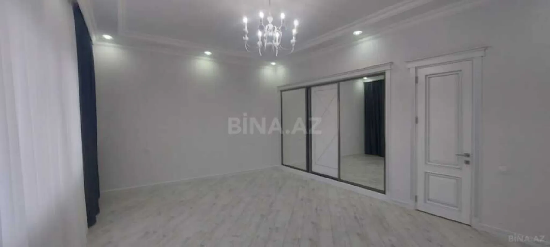 Satılır 7 otaqlı həyət evi 500 m²