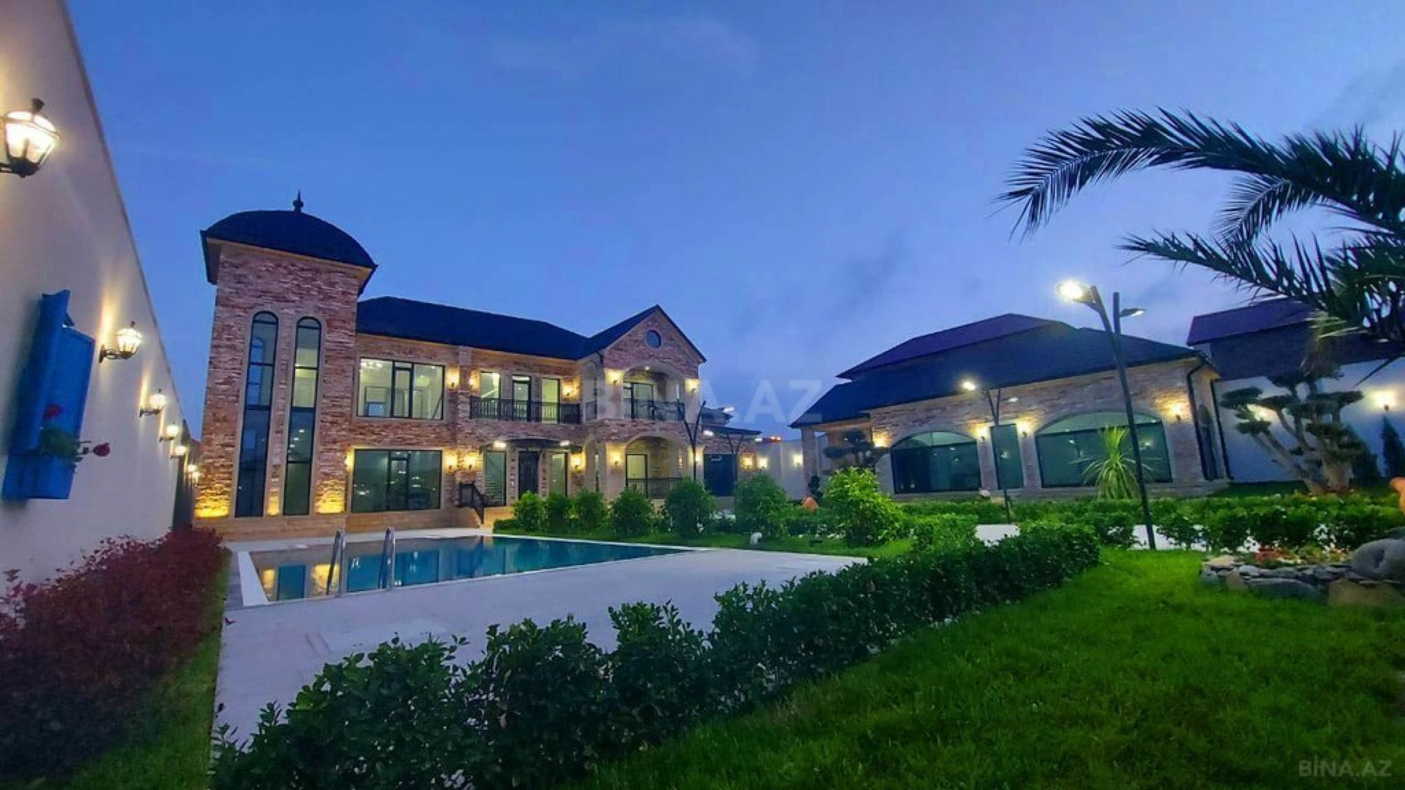 Satılır 7 otaqlı həyət evi 500 m²