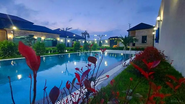 Satılır 7 otaqlı həyət evi 500 m²