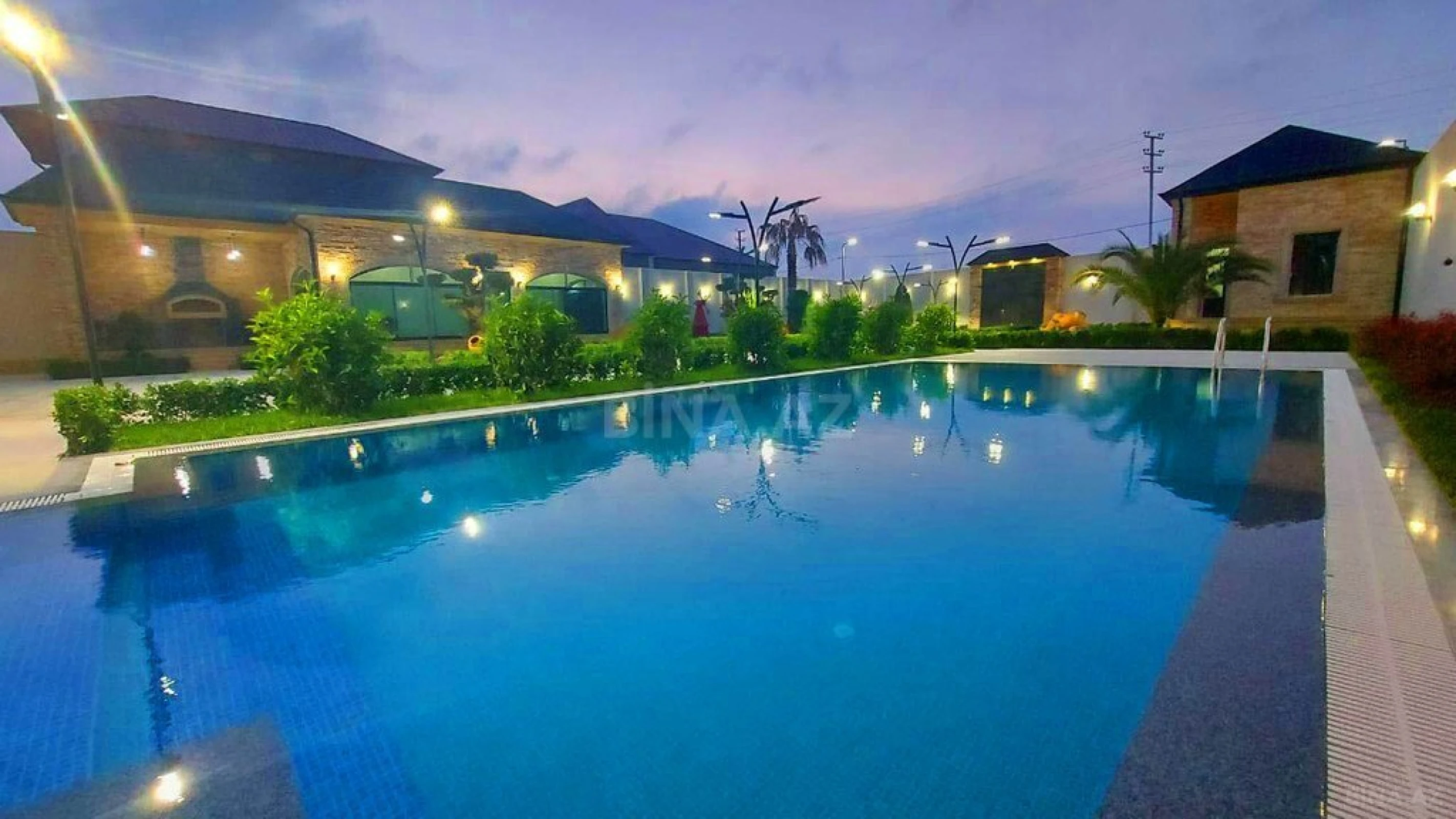 Satılır 7 otaqlı həyət evi 500 m²