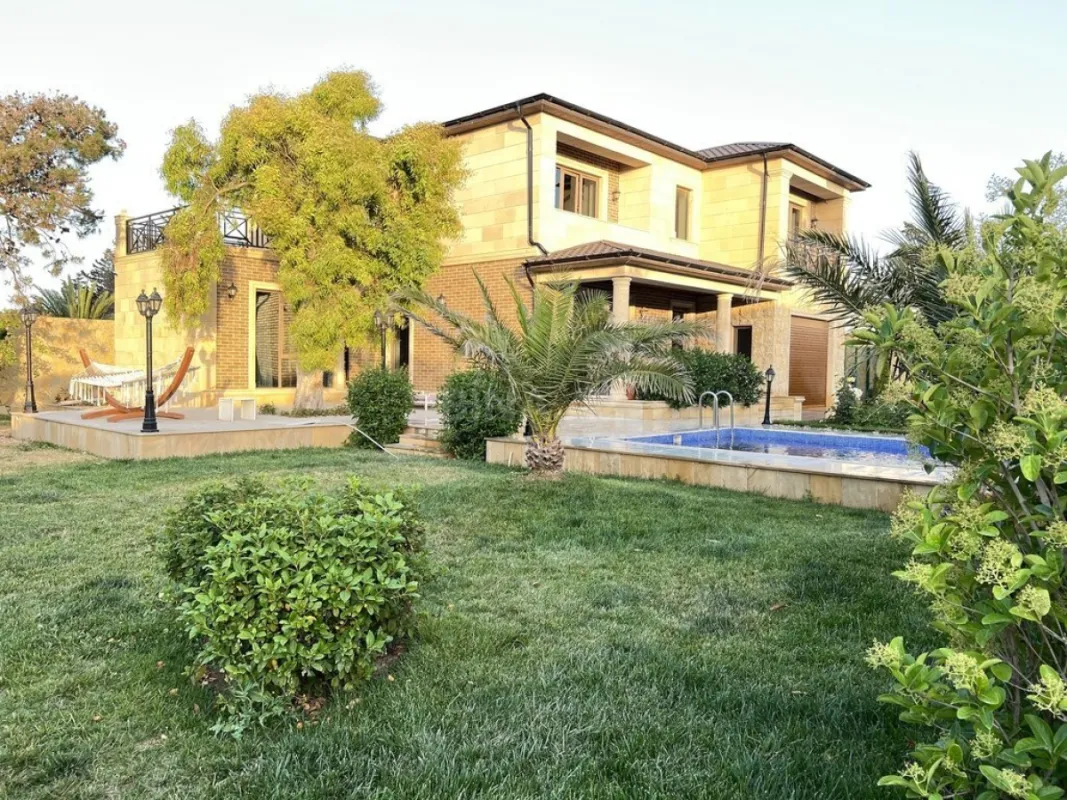 Kirayə verilir 5 otaqlı həyət evi 420 m²