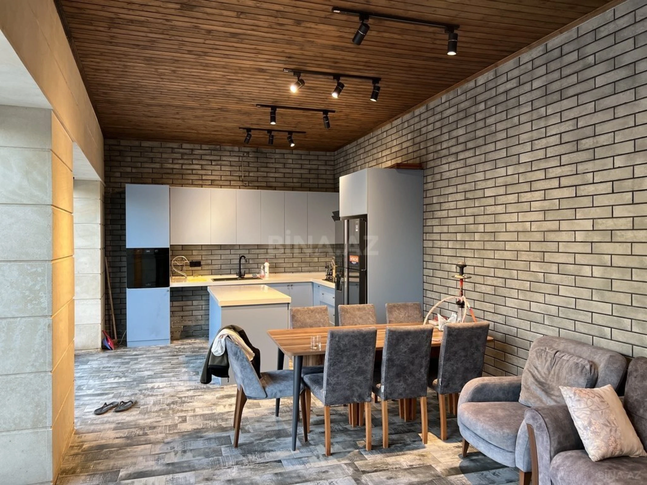 Kirayə verilir 5 otaqlı həyət evi 420 m²