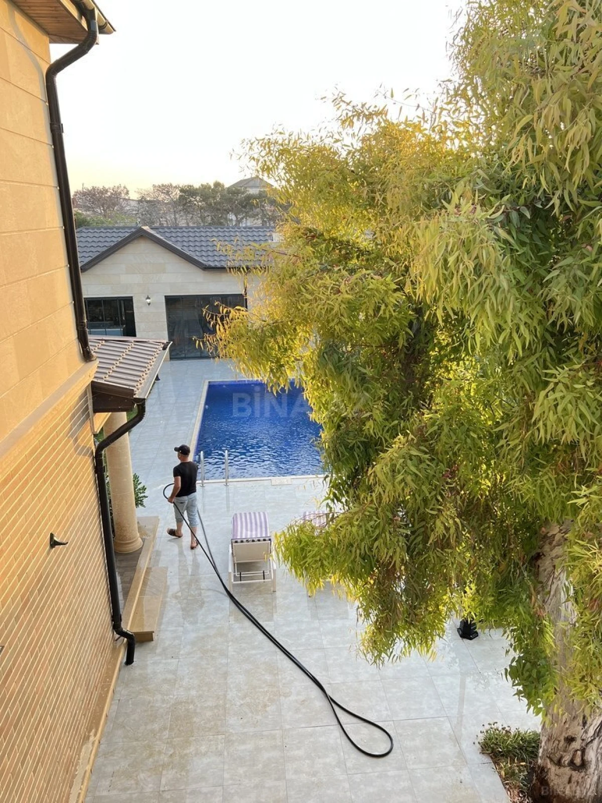 Kirayə verilir 5 otaqlı həyət evi 420 m²