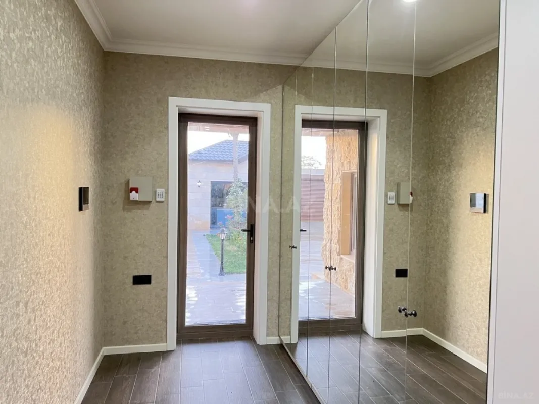 Kirayə verilir 5 otaqlı həyət evi 420 m²