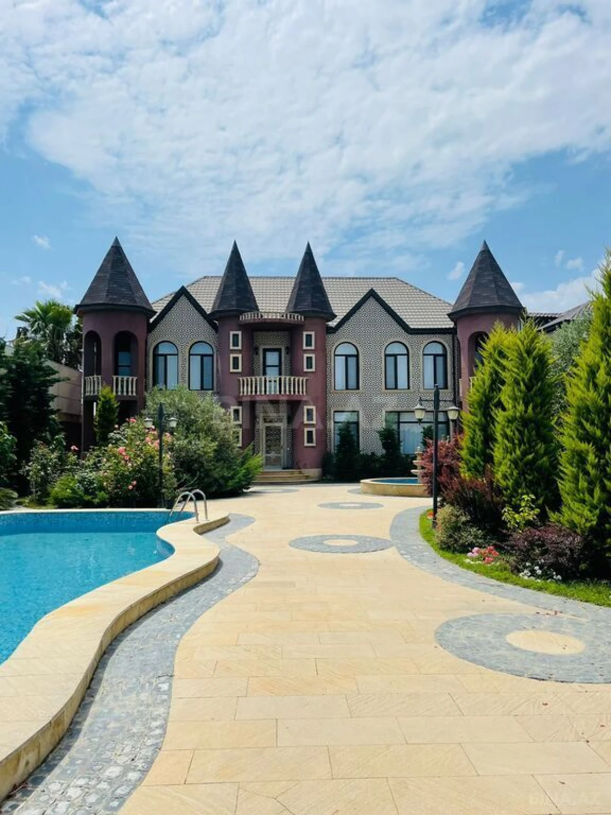 Kirayə verilir həyət evi 500 m²