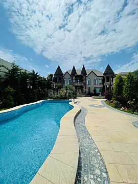 Kirayə verilir həyət evi 500 m²