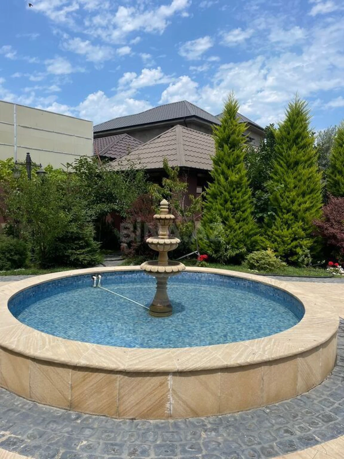 Kirayə verilir həyət evi 500 m²