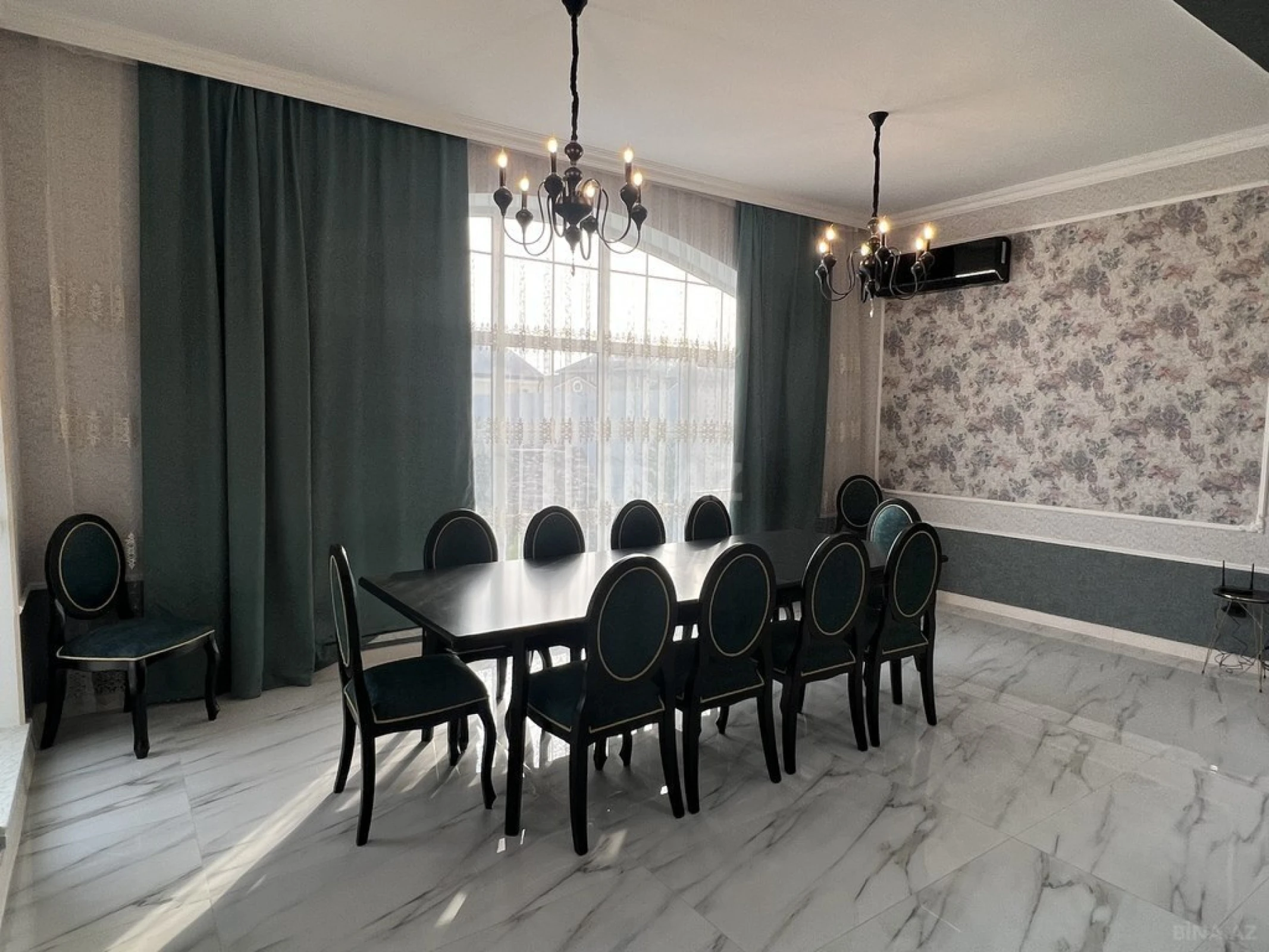Kirayə verilir 4 otaqlı həyət evi 200 m²