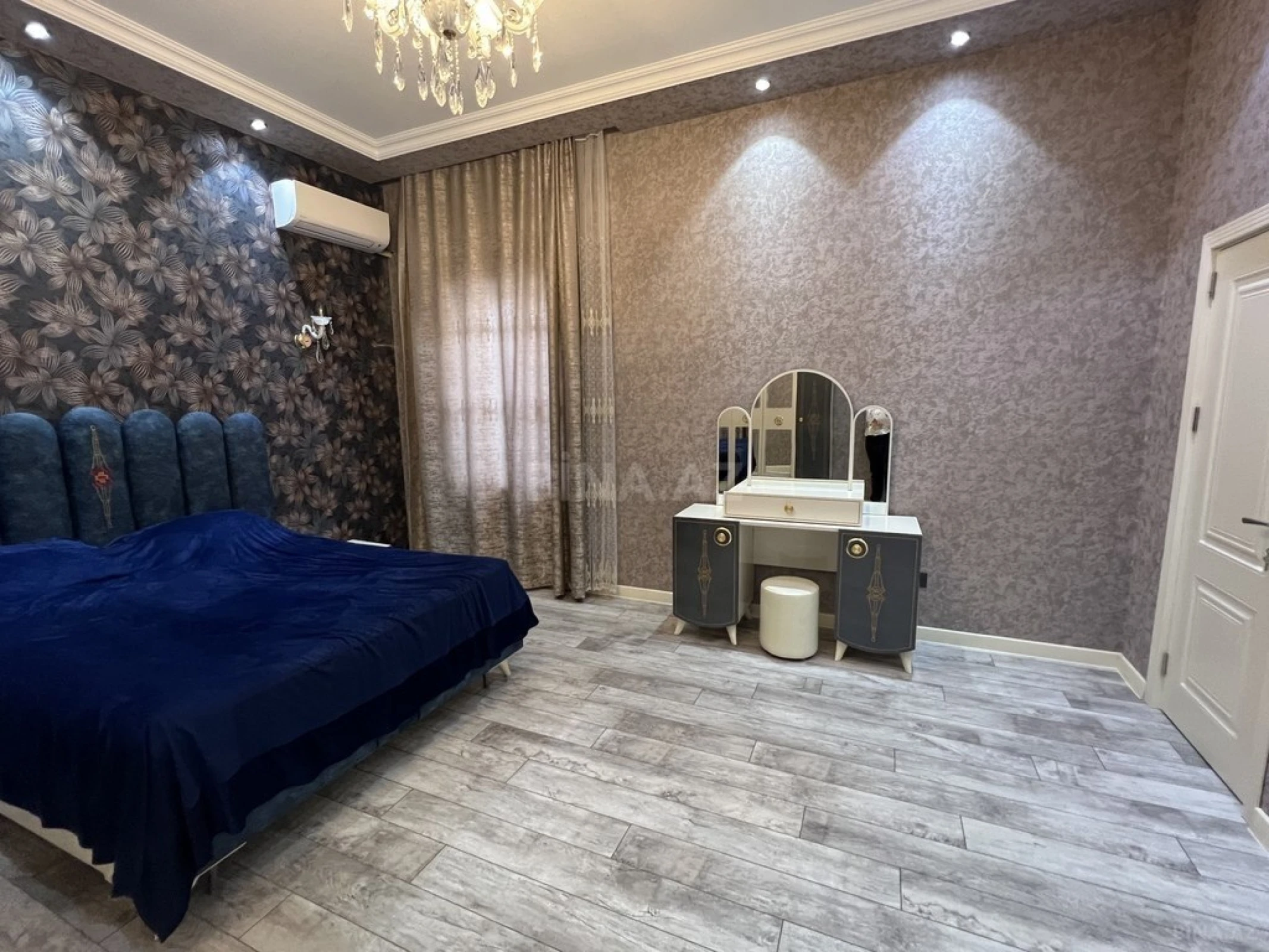 Kirayə verilir 4 otaqlı həyət evi 200 m²