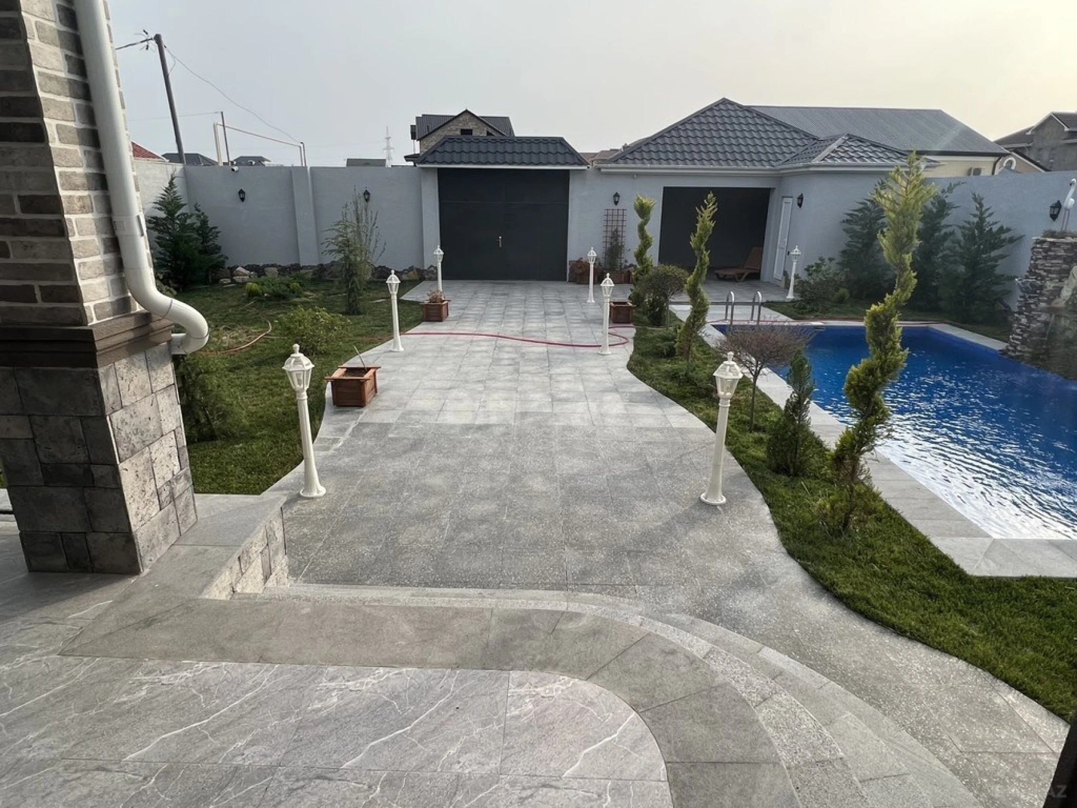 Kirayə verilir 4 otaqlı həyət evi 200 m²