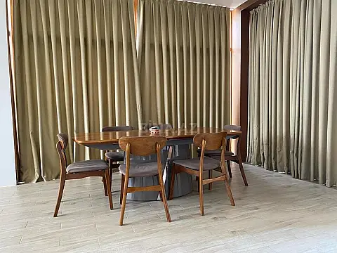 Kirayə verilir 6 otaqlı həyət evi 350 m²