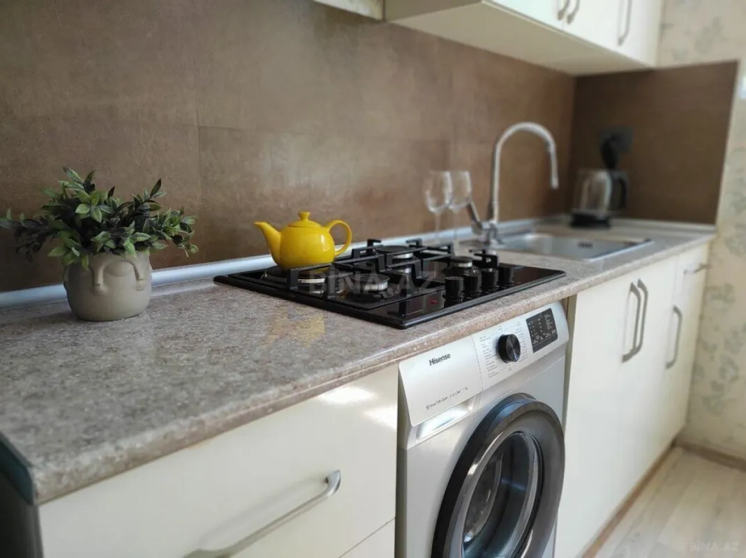 Kirayə verilir 2 otaqlı mənzil 60 m²