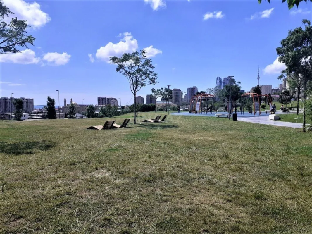 Kirayə verilir 2 otaqlı mənzil 60 m²