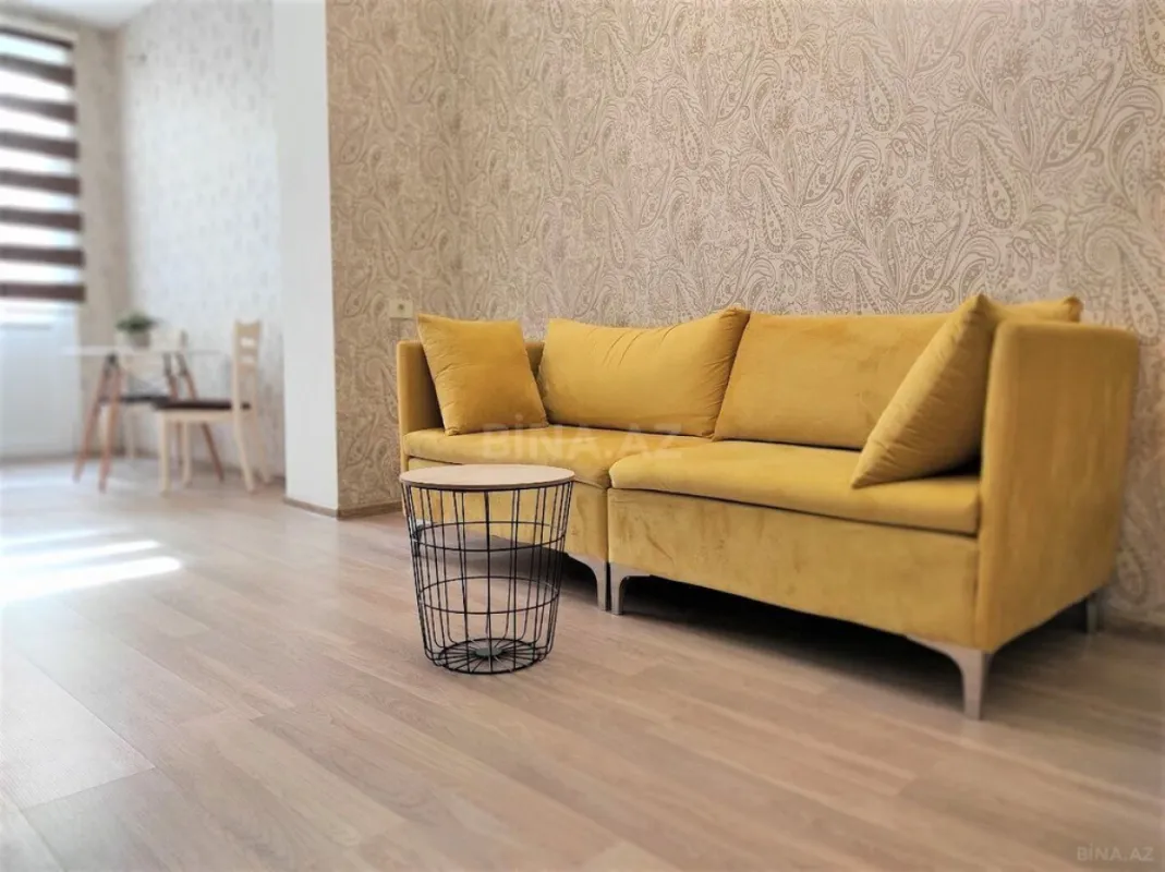Kirayə verilir 2 otaqlı mənzil 60 m²