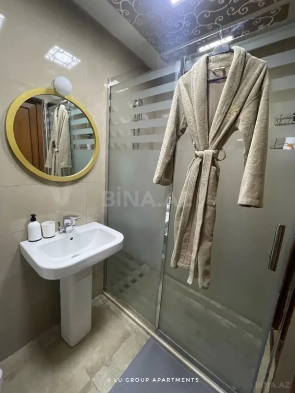 Kirayə verilir 2 otaqlı mənzil 60 m²