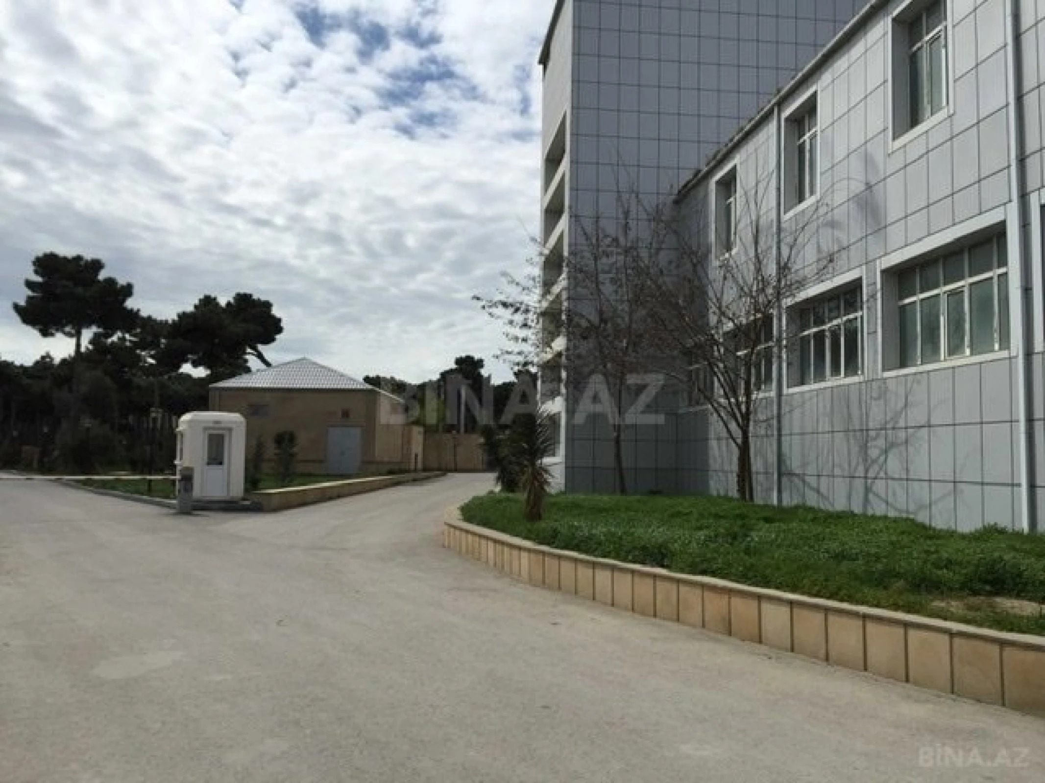 Kirayə verilir obyekt 2000 m²