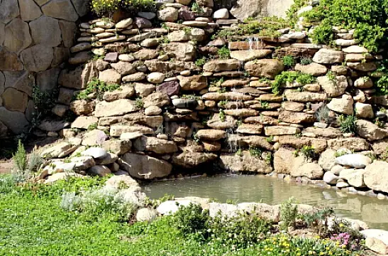 Kirayə verilir 7 otaqlı həyət evi 480 m²