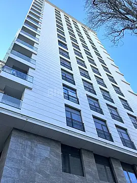 Satılır 2 otaqlı mənzil 72 m²