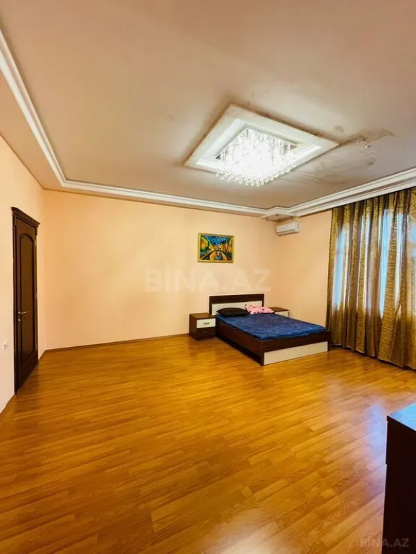 Kirayə verilir 6 otaqlı həyət evi 300 m²
