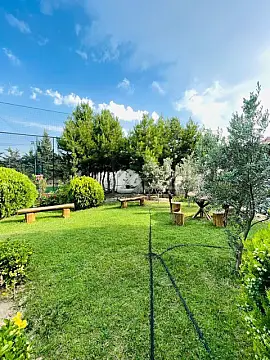 Kirayə verilir 6 otaqlı həyət evi 300 m²