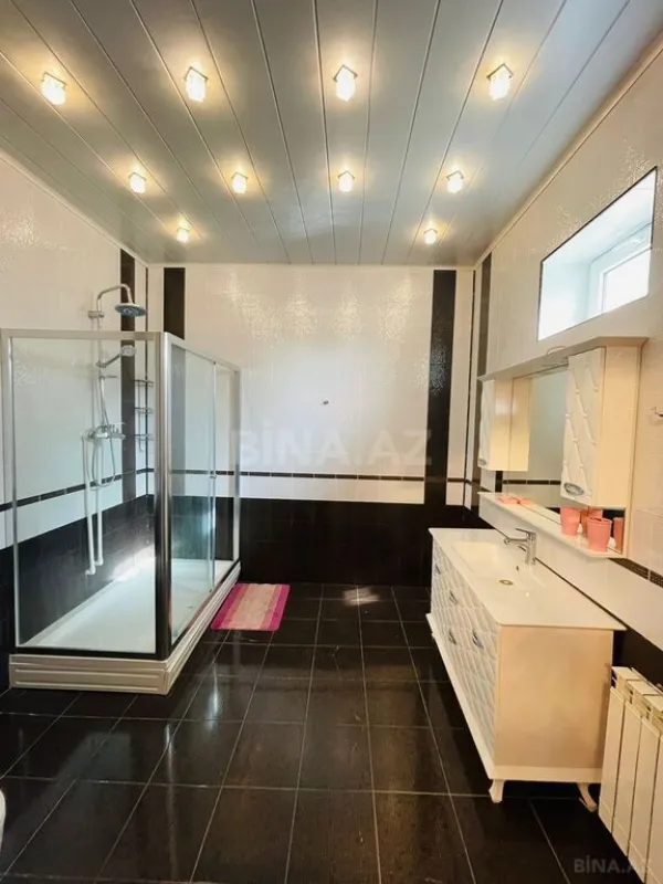 Kirayə verilir 6 otaqlı həyət evi 300 m²