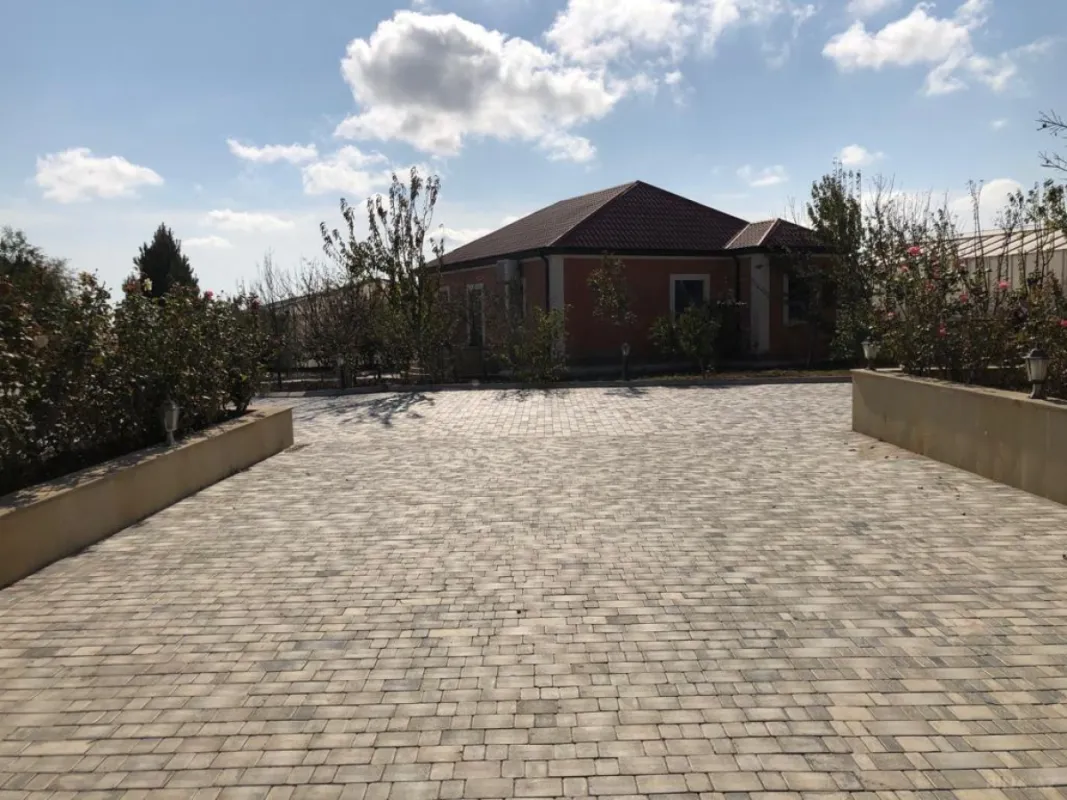 Satılır obyekt 9000 m²