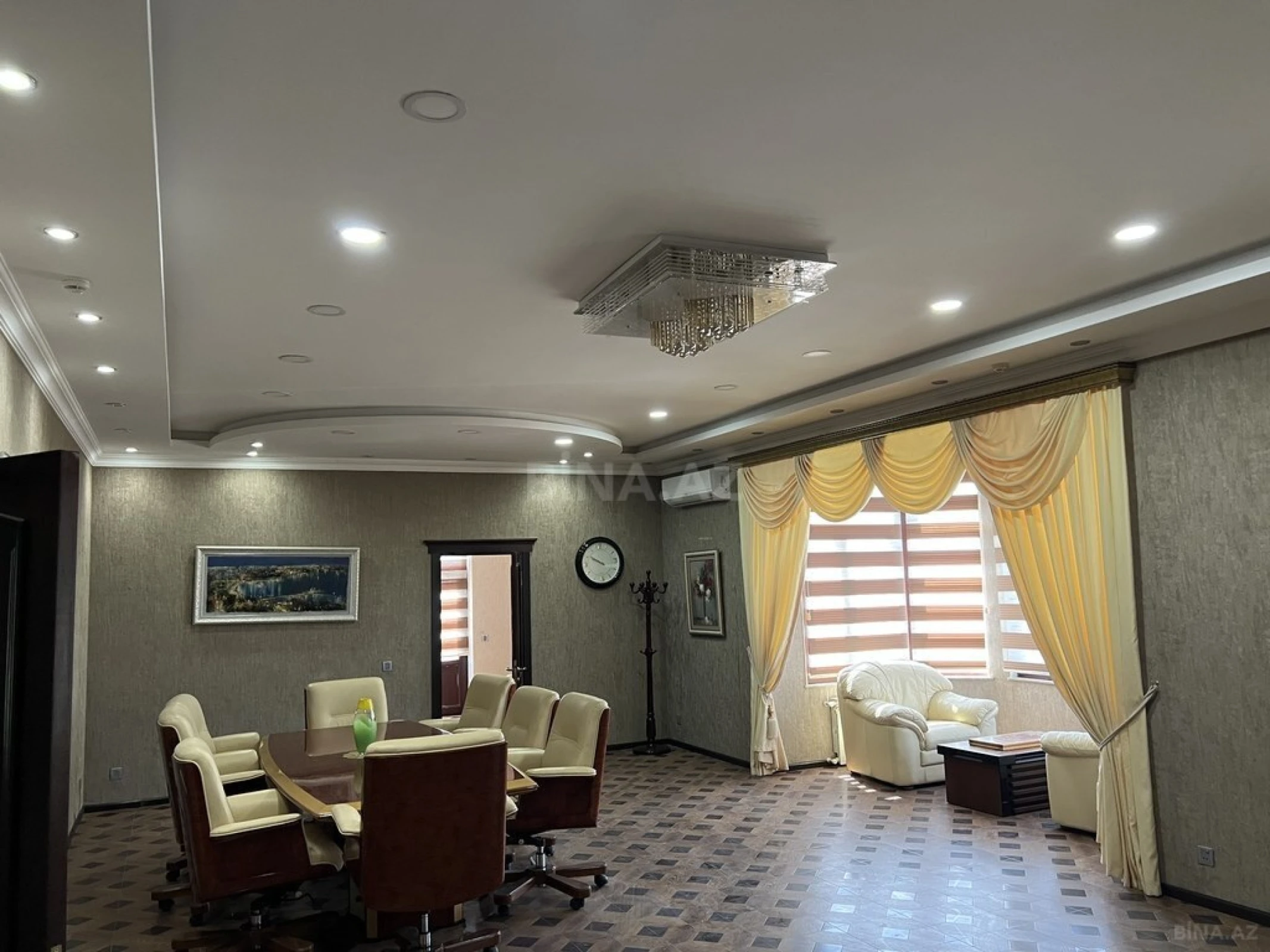 Satılır obyekt 9000 m²