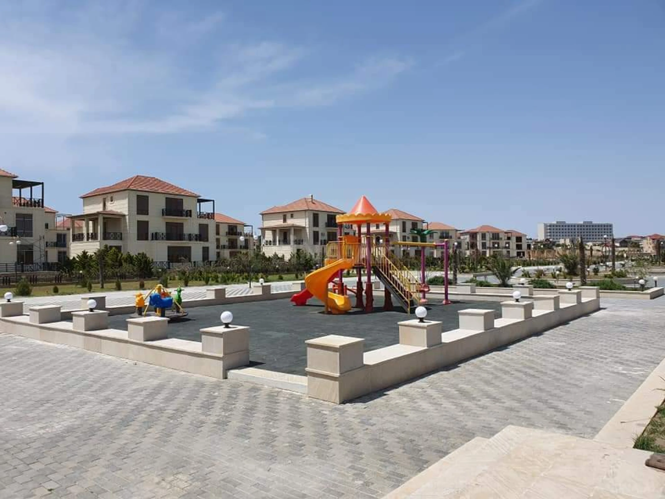 Satılır 3 otaqlı həyət evi 130 m²