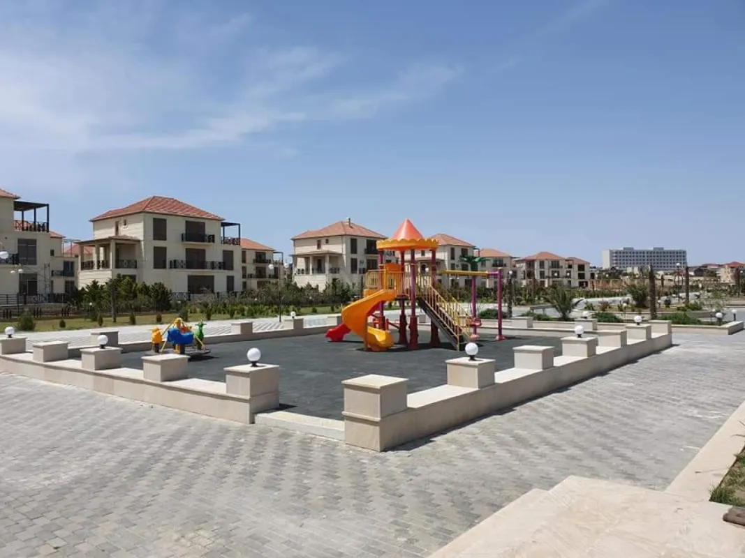 Satılır 3 otaqlı həyət evi 130 m²