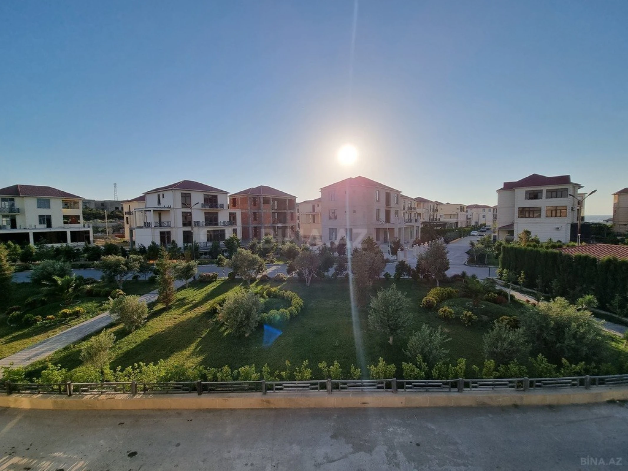 Satılır 3 otaqlı həyət evi 130 m²