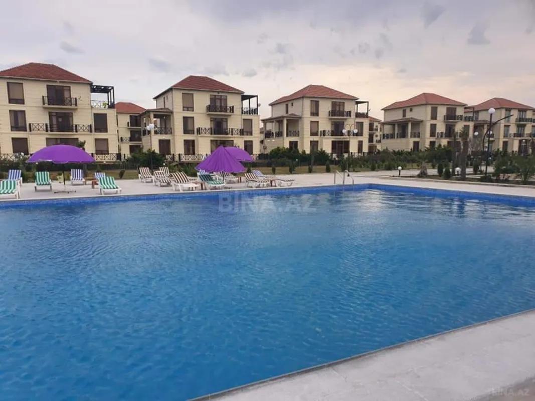 Satılır 3 otaqlı həyət evi 130 m²