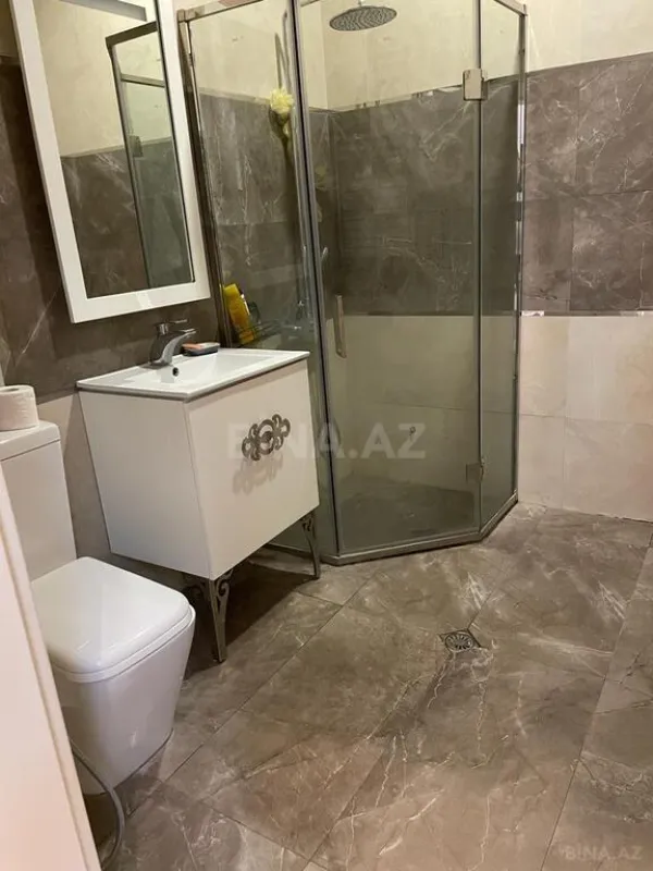 Kirayə verilir 5 otaqlı həyət evi 300 m²