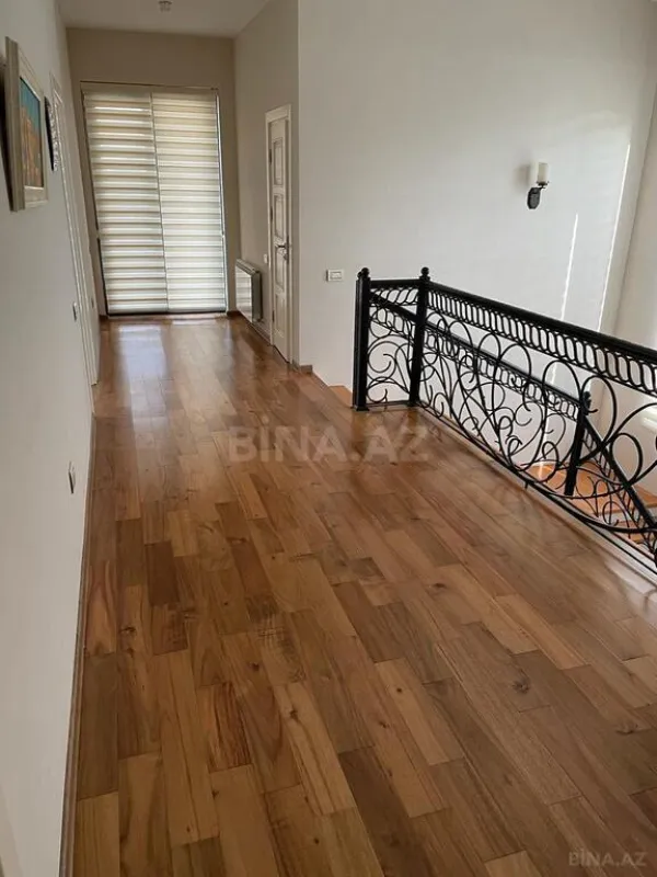 Kirayə verilir 5 otaqlı həyət evi 300 m²