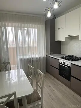 Kirayə verilir 2 otaqlı mənzil 70 m²