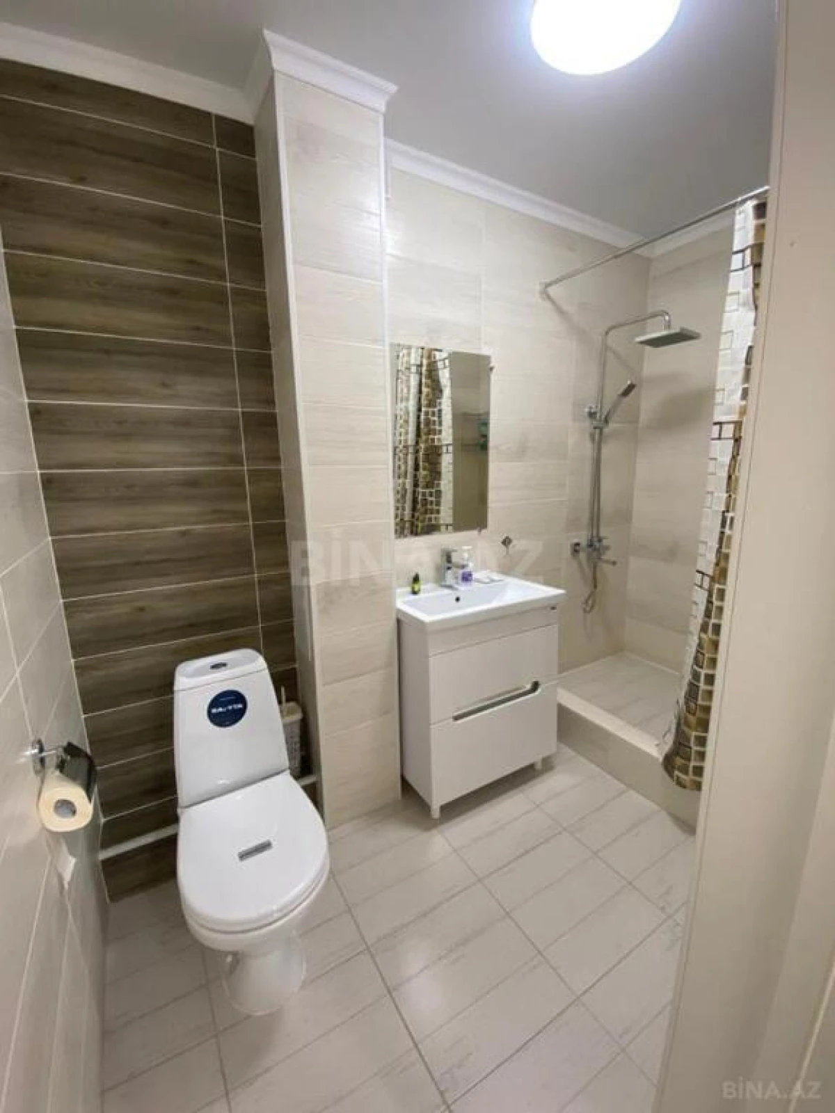 Kirayə verilir 2 otaqlı mənzil 70 m²
