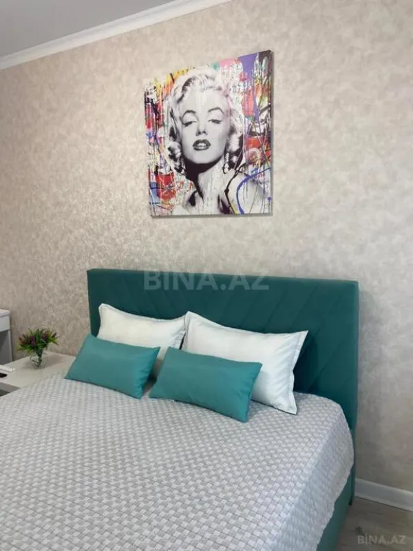 Kirayə verilir 2 otaqlı mənzil 70 m²