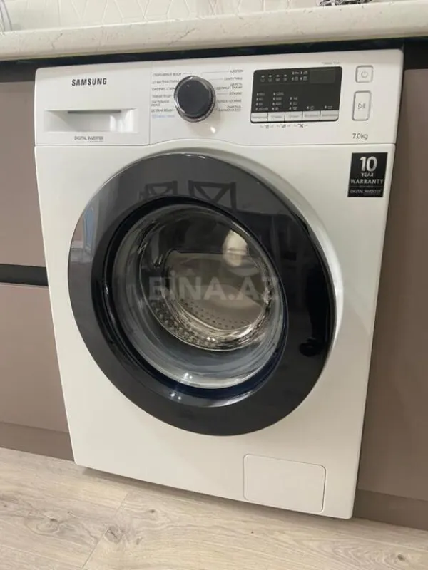 Kirayə verilir 2 otaqlı mənzil 70 m²