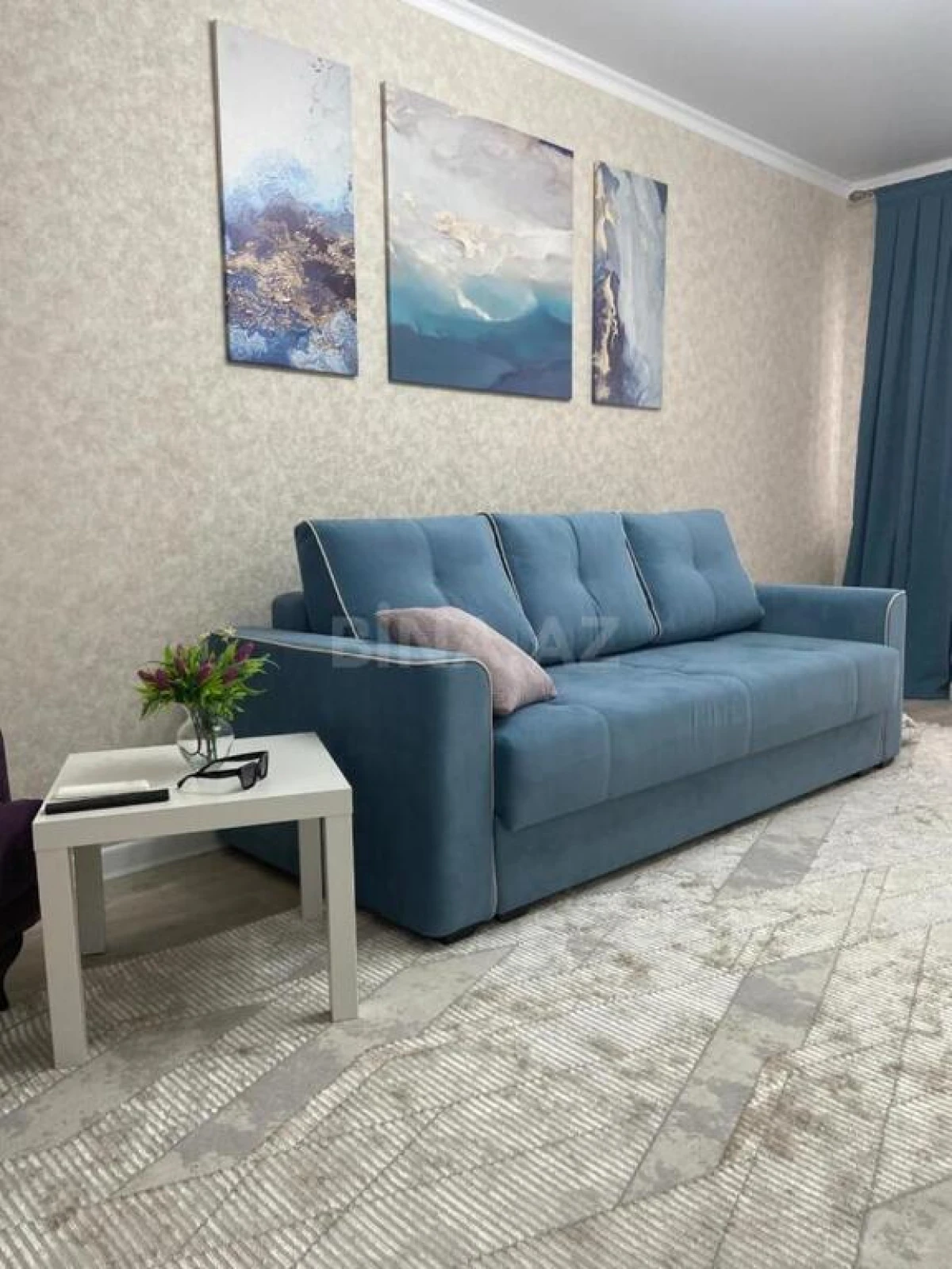 Kirayə verilir 2 otaqlı mənzil 70 m²