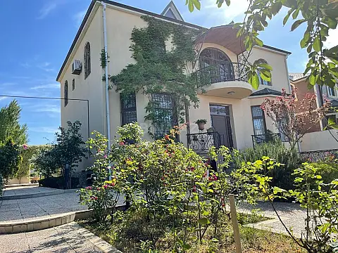 Kirayə verilir həyət evi 400 m²