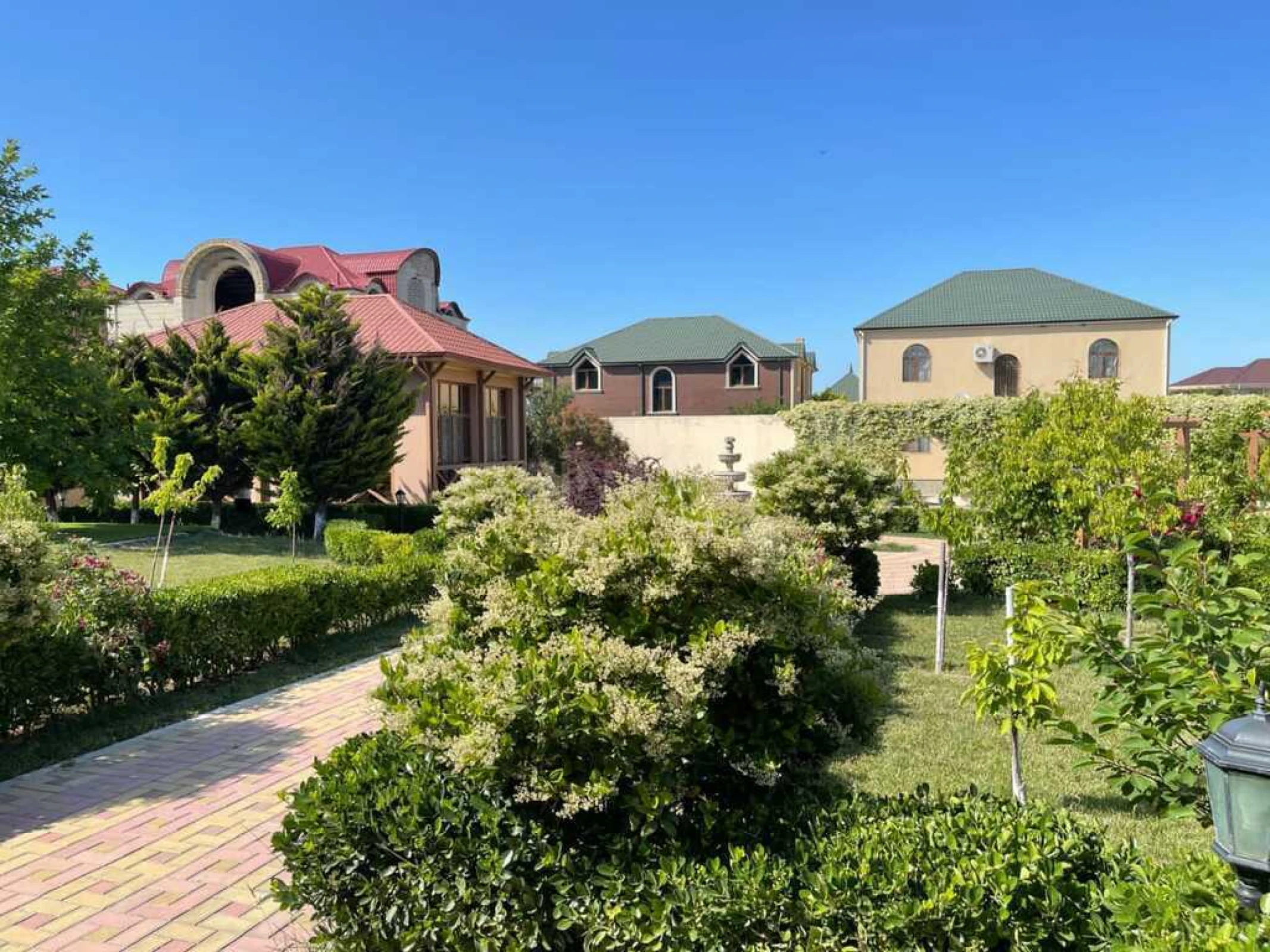 Kirayə verilir həyət evi 400 m²