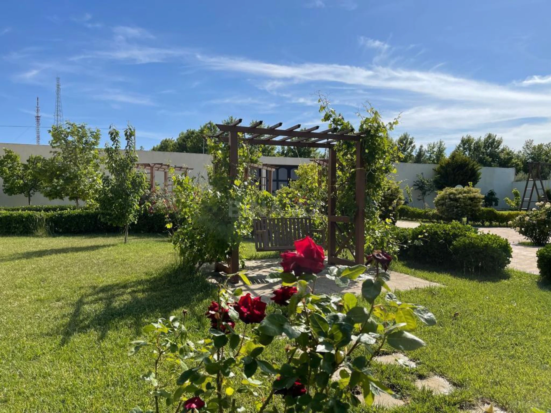 Kirayə verilir həyət evi 400 m²