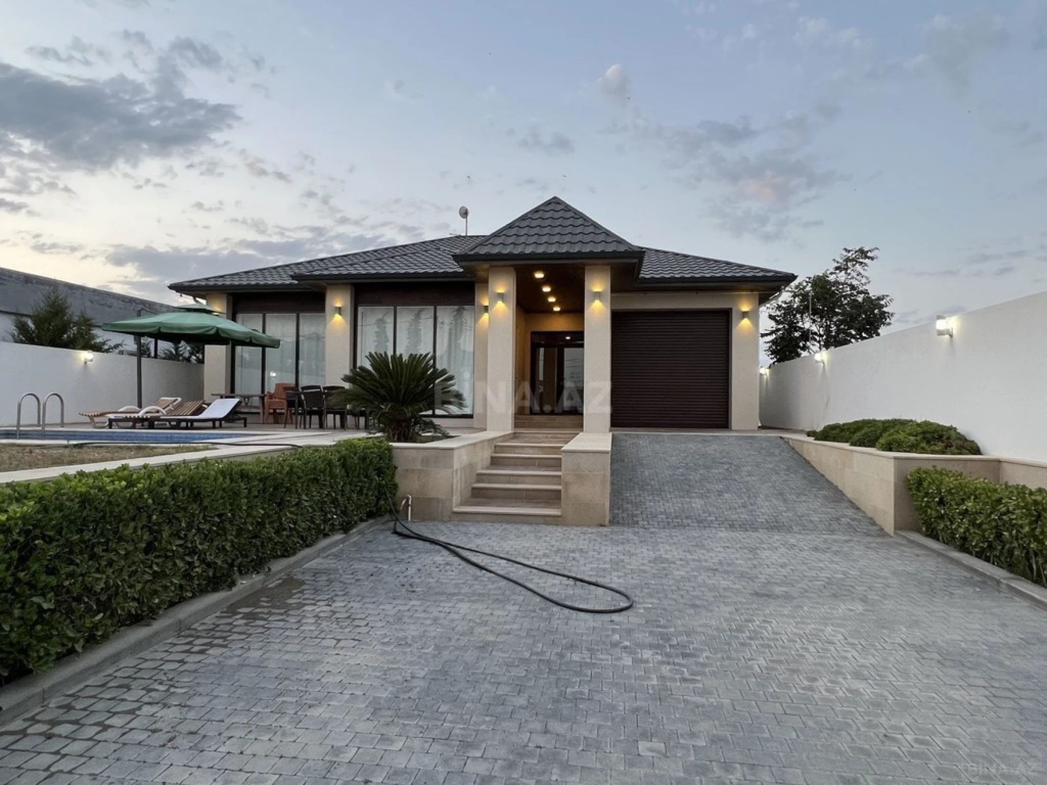 Kirayə verilir 5 otaqlı həyət evi 200 m²