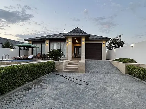 Kirayə verilir 5 otaqlı həyət evi 200 m²