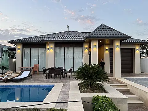 Kirayə verilir 5 otaqlı həyət evi 200 m²