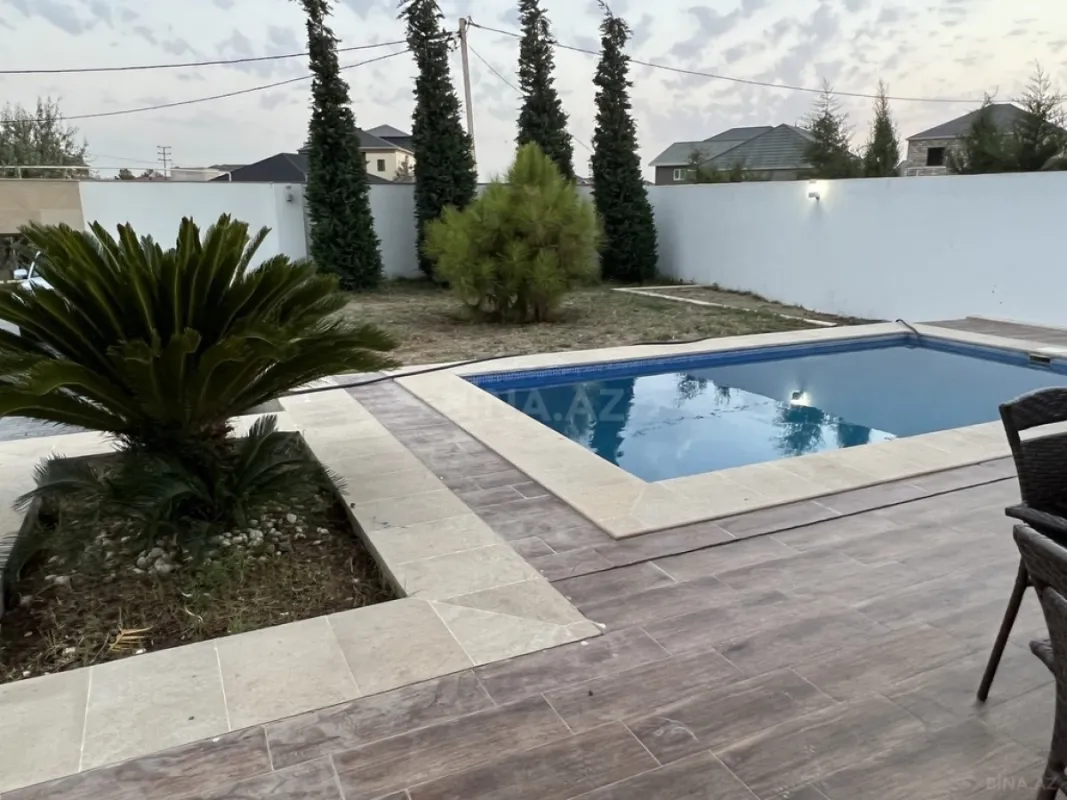 Kirayə verilir 5 otaqlı həyət evi 200 m²