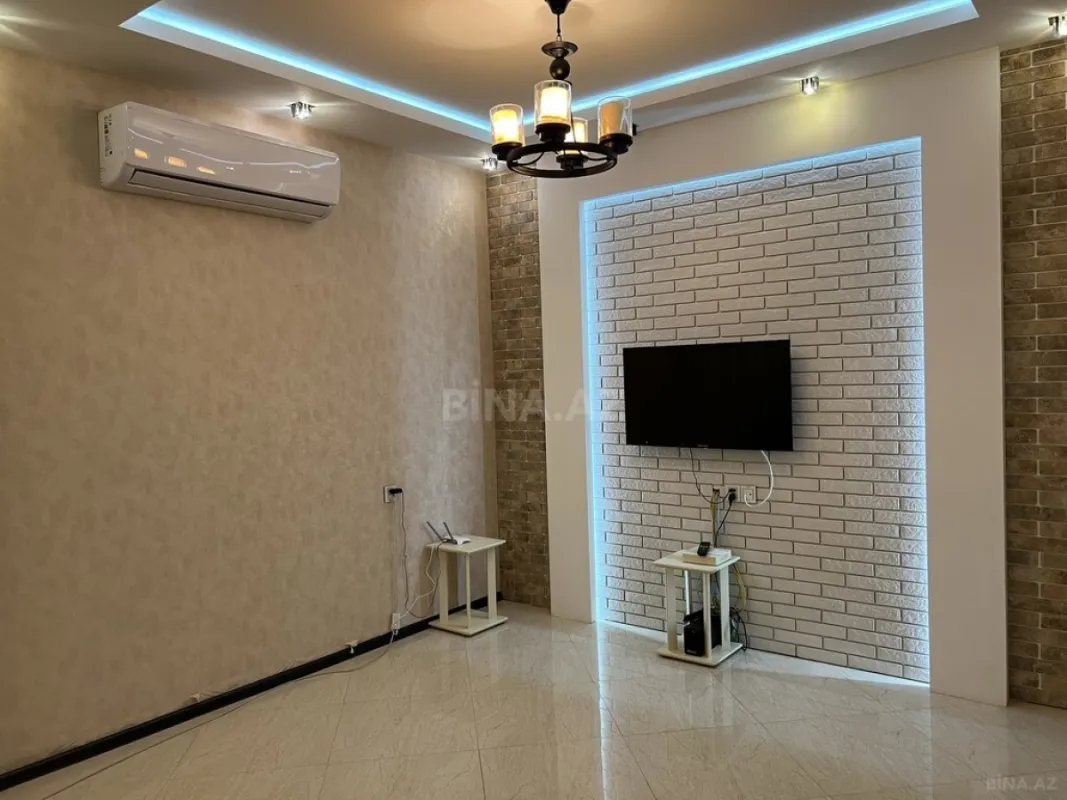 Kirayə verilir 5 otaqlı həyət evi 200 m²